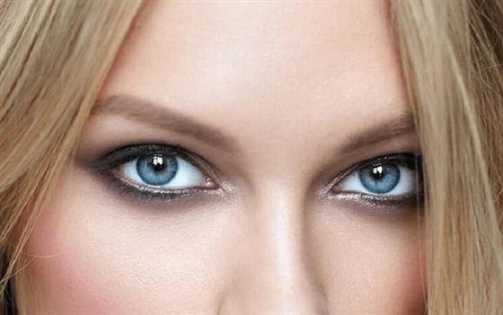 Eye-Catching Style: Ensuring the Safety of Colored Contact Lenses