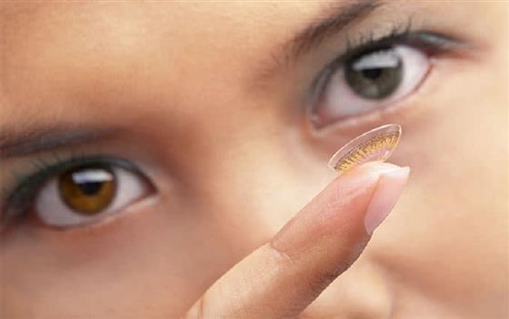 Expert Tips for Prolonging the Life of Your Colored Contacts
