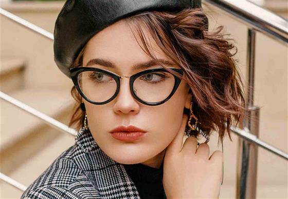 2022 Trends: New Glasses For Your New Year Wardrobe